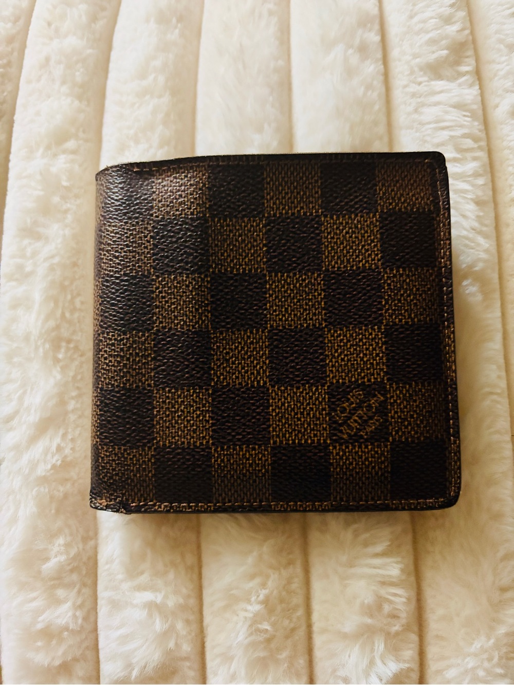 Louis Vuitton Damier bifold wallet